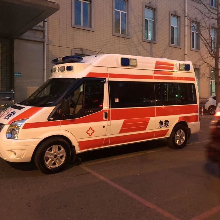 王益夜间租赁救护车护送病人转院：安全转运的 8 大核心注意事项